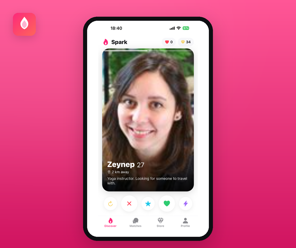 Spark — profil kartlarını kaydırarak keşfetme ekranı